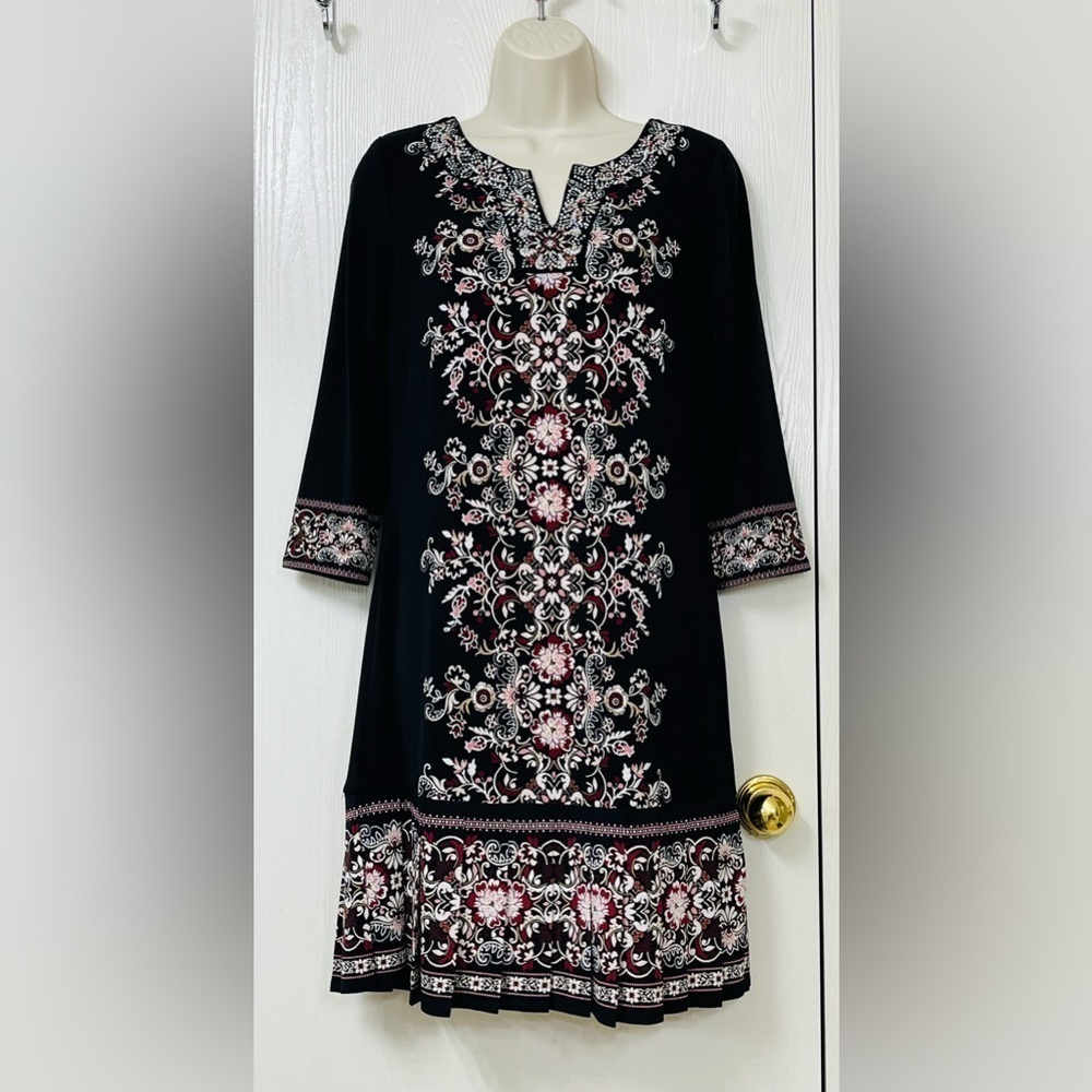 🟢 🆕 NWT! WHBM Black Floral 3/4 Sleeve Sheath Dress with Pleated Hem